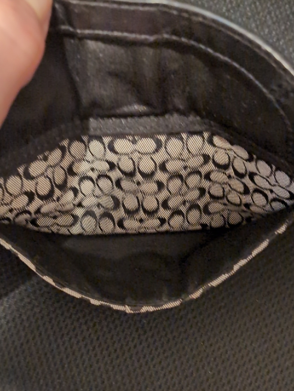 Vintage Coach Soho Wristlet - Picture 7 of 9